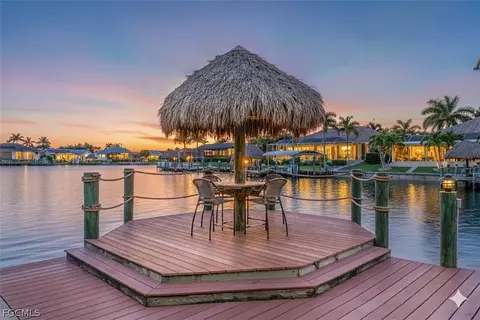 1921 SW 54th St, Cape Coral, FL 33914