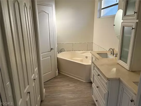 Bath - 9750 Sassafras Ct, Estero, FL 33928 photo 1 of 2