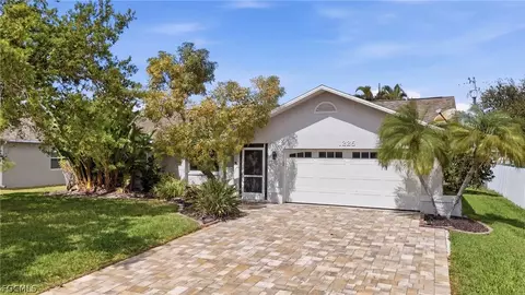 1225 SW 34th Ter, Cape Coral, FL 33914