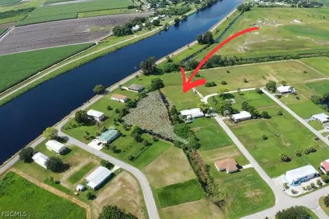 940 Meyerchick Dr SW, Moore Haven, FL 33471