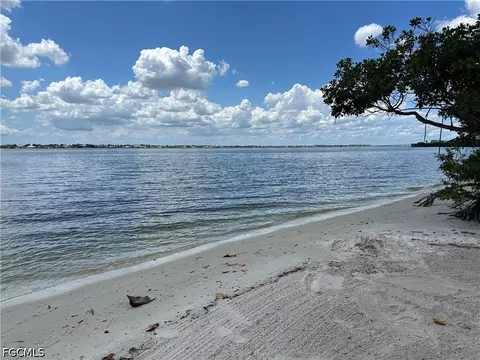14977 Rivers Edge Ct #217, Fort Myers, FL 33908