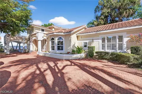 2878 Valencia Way, Fort Myers, FL 33901