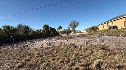 3318 40th St SW, Lehigh Acres, FL 33976