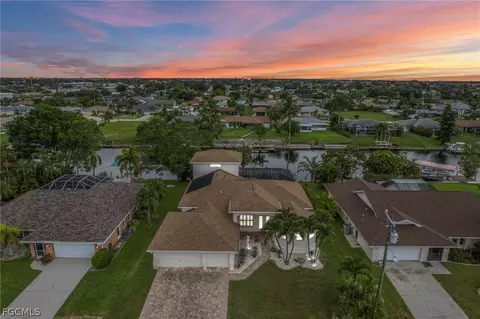 1426 SE 32nd St, Cape Coral, FL 33904