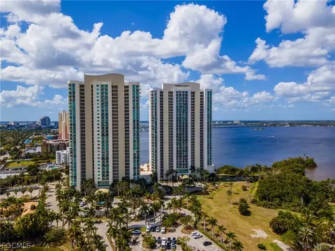 3000 Oasis Grand Blvd #2405, Fort Myers, FL 33916