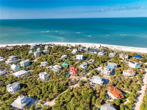 View/Area - 4541 Conch Shell Dr, Captiva, FL 33924 photo 1 of 8