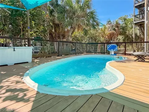 Exterior - 4541 Conch Shell Dr, Captiva, FL 33924 photo 11 of 13