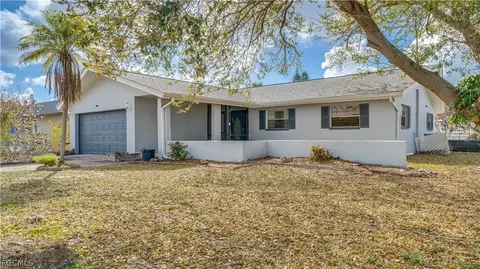 6549 Duquesne Dr, Fort Myers, FL 33919