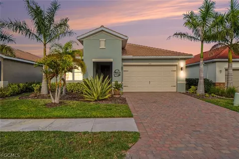 3939 Crosswater Dr, North Fort Myers, FL 33917