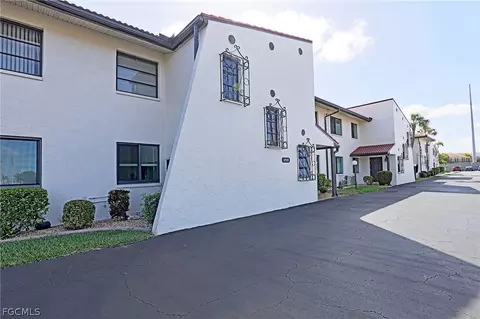 711 Santa Barbara Blvd #4, Cape Coral, FL 33914