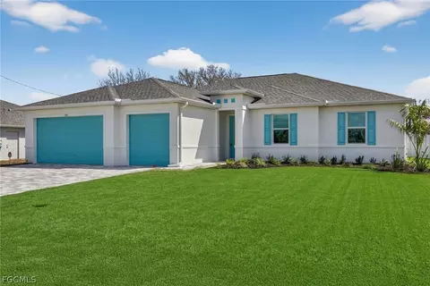 133 SW 9th Pl, Cape Coral, FL 33991