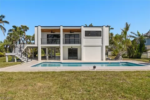 3702 Coquina Dr, Sanibel, FL 33957