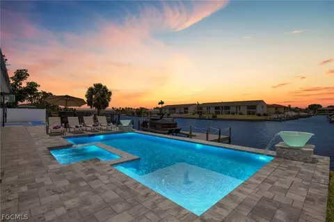 3926 SE 12th Ave, Cape Coral, FL 33904