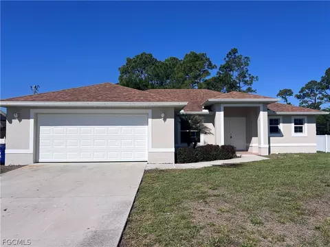 203 Hamilton Ave, Lehigh Acres, FL 33936