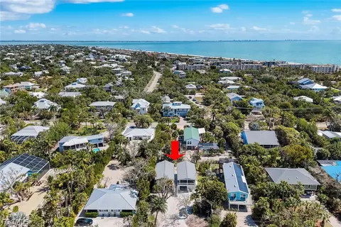 746 Cardium St, Sanibel, FL 33957