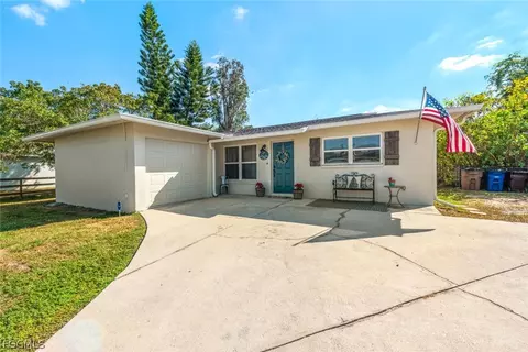 2386 Andros Ave, Fort Myers, FL 33905