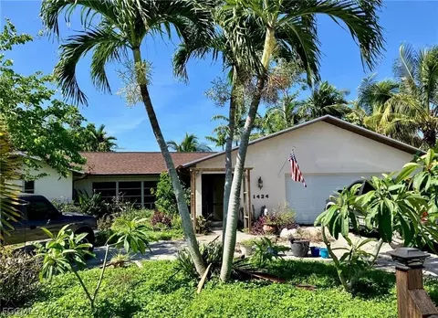 1424 SE 27th Ter, Cape Coral, FL 33904