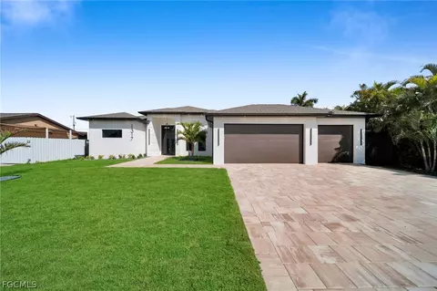 1317 SW 5th Pl, Cape Coral, FL 33991