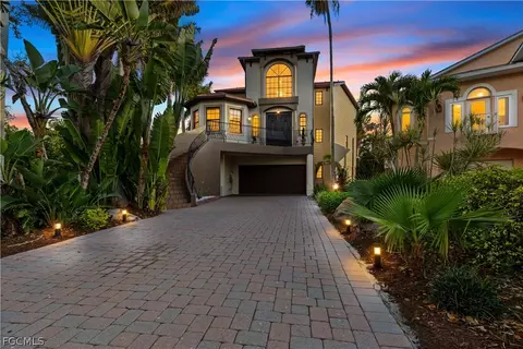 1504 Bowlees Cv, Bradenton, FL 34207