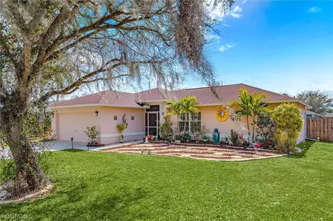 15552 Horseshoe Ln, Fort Myers, FL 33905