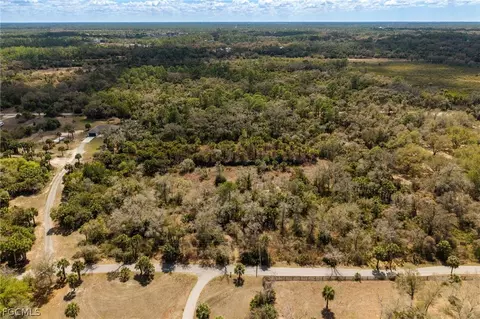 3751 Bateman Rd, Alva, FL 33920 photo 6