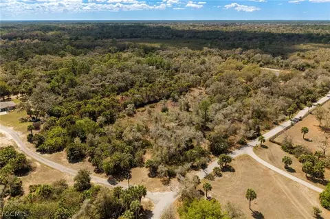 3751 Bateman Rd, Alva, FL 33920 photo 8