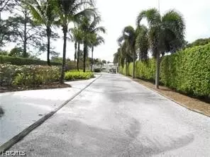 18146 Pioneer Rd, Fort Myers, FL 33908