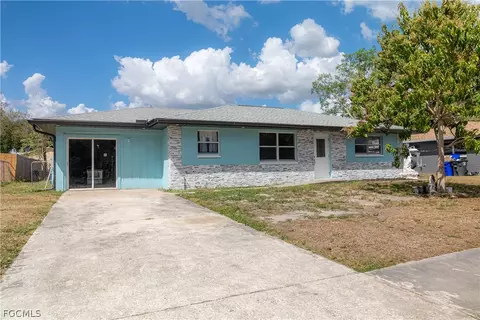 4811 Zana Dr, Fort Myers, FL 33905