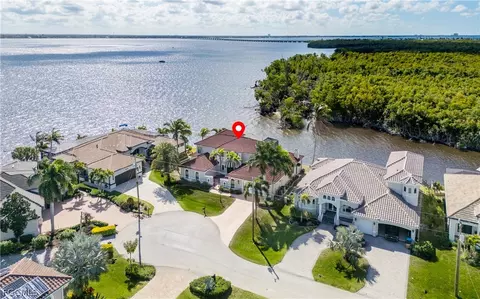 2374 Coral Point Dr, Cape Coral, FL 33990