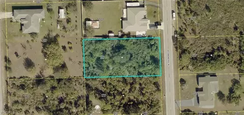 905 Richmond Ave N, Lehigh Acres, FL 33972