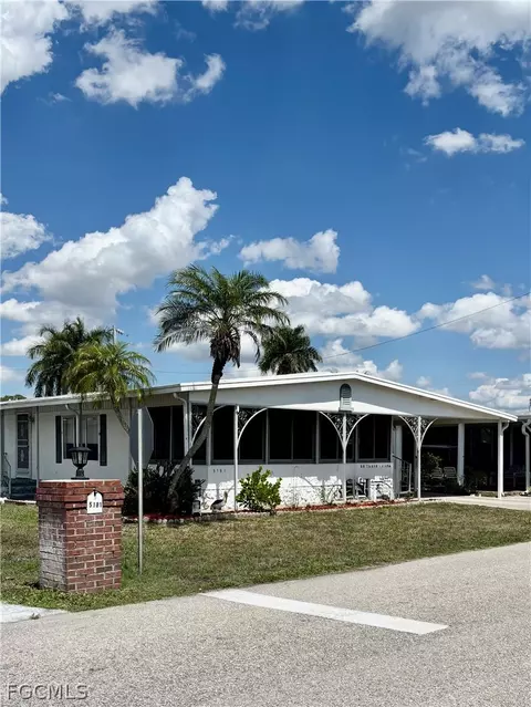 5191 Forest Park Dr, North Fort Myers, FL 33917