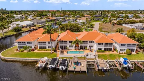 4041 SE 11th Pl #104, Cape Coral, FL 33904
