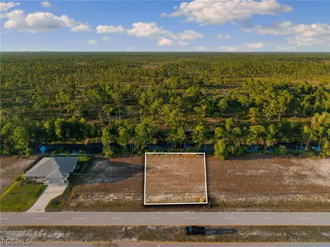 401 Wilmington Pkwy, Cape Coral, FL 33993