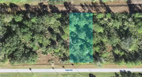 14 Park Ave, Indian Lake Estates, FL 33855