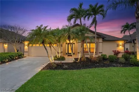 5472 Admiralty Cir #1, North Fort Myers, FL 33917