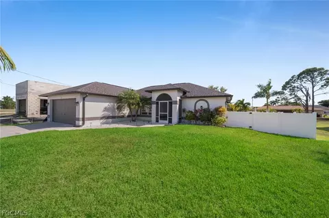 2614 Embers Pkwy W, Cape Coral, FL 33993