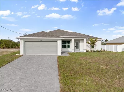 2212 NE 6th Ave, Cape Coral, FL 33909