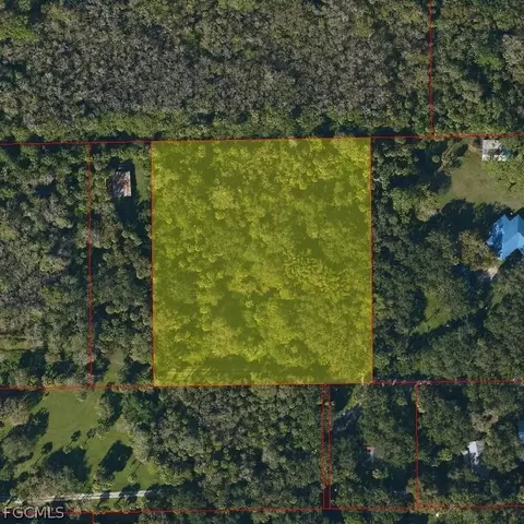 5303 Lake Ln, Immokalee, FL 34142