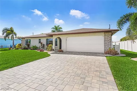 1220 Everest Pkwy, Cape Coral, FL 33904