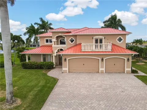 11913 Princess Grace Ct, Cape Coral, FL 33991