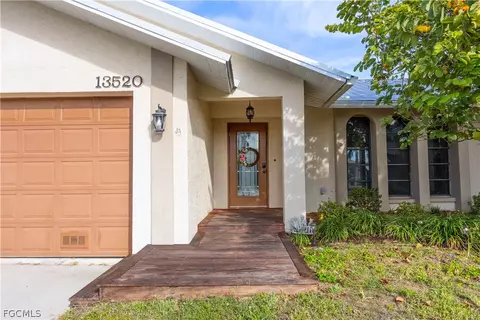 13520 Island Rd, Fort Myers, FL 33905