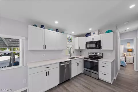 11791 Papershell Dr, Fort Myers, FL 33908