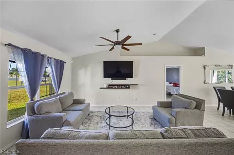 1204 NE 10th Ter, Cape Coral, FL 33909