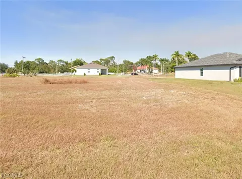 43 NE 31st Ter, Cape Coral, FL 33909