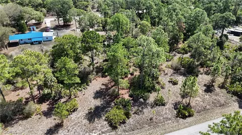 2110 Wells Ave, Alva, FL 33920