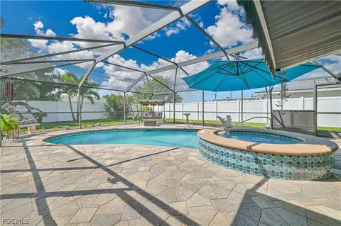 1210 SE 34th Ter, Cape Coral, FL 33904