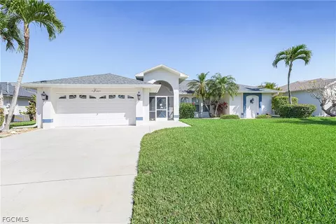 619 SE 30th St, Cape Coral, FL 33904