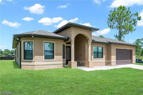 1105 James Ave, Lehigh Acres, FL 33936