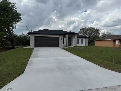 356 Progress Ave, Lehigh Acres, FL 33974