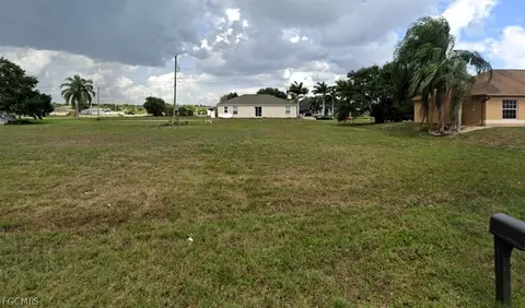 1415 NE 21st Pl, Cape Coral, FL 33909